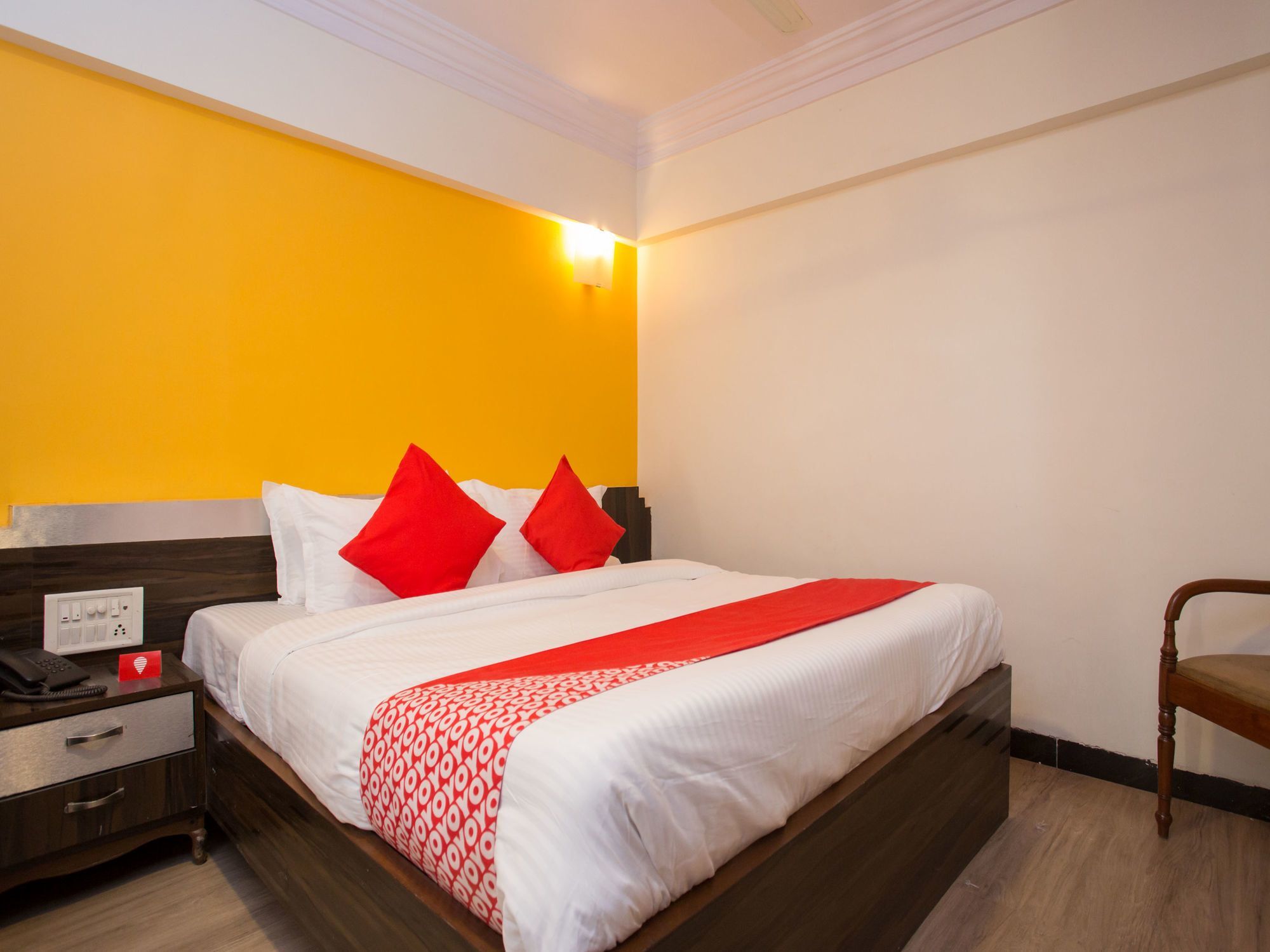 Oyo 12078 Hotel Suncity Махабалешвар Экстерьер фото