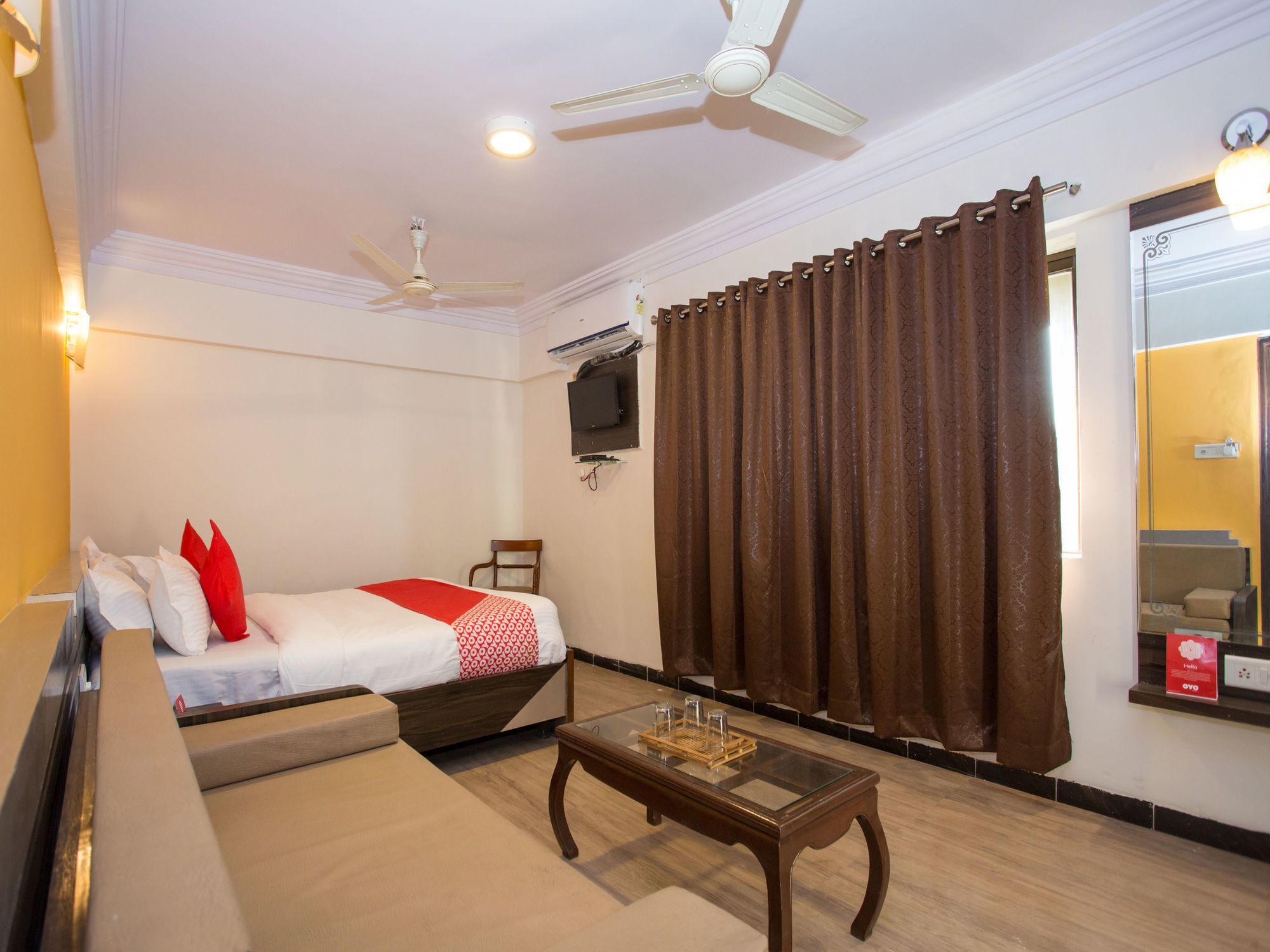 Oyo 12078 Hotel Suncity Махабалешвар Экстерьер фото
